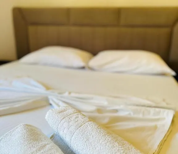 Prime Location Cozy Near Pazari I Ri Lejlighed
