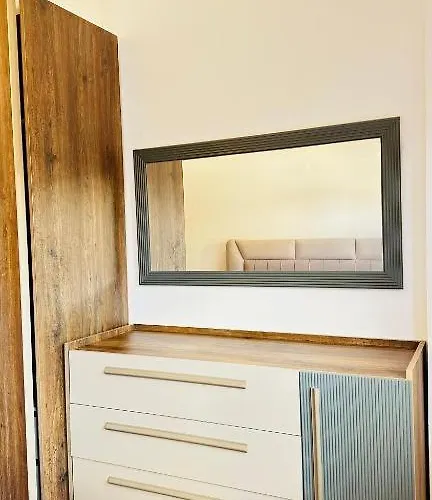 Prime Location Cozy Near Pazari I Ri Lejlighed