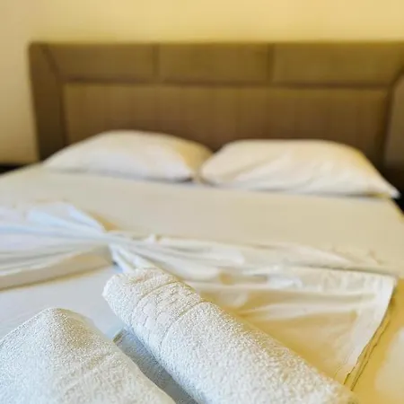 Prime Location Cozy Near Pazari I Ri Appartement